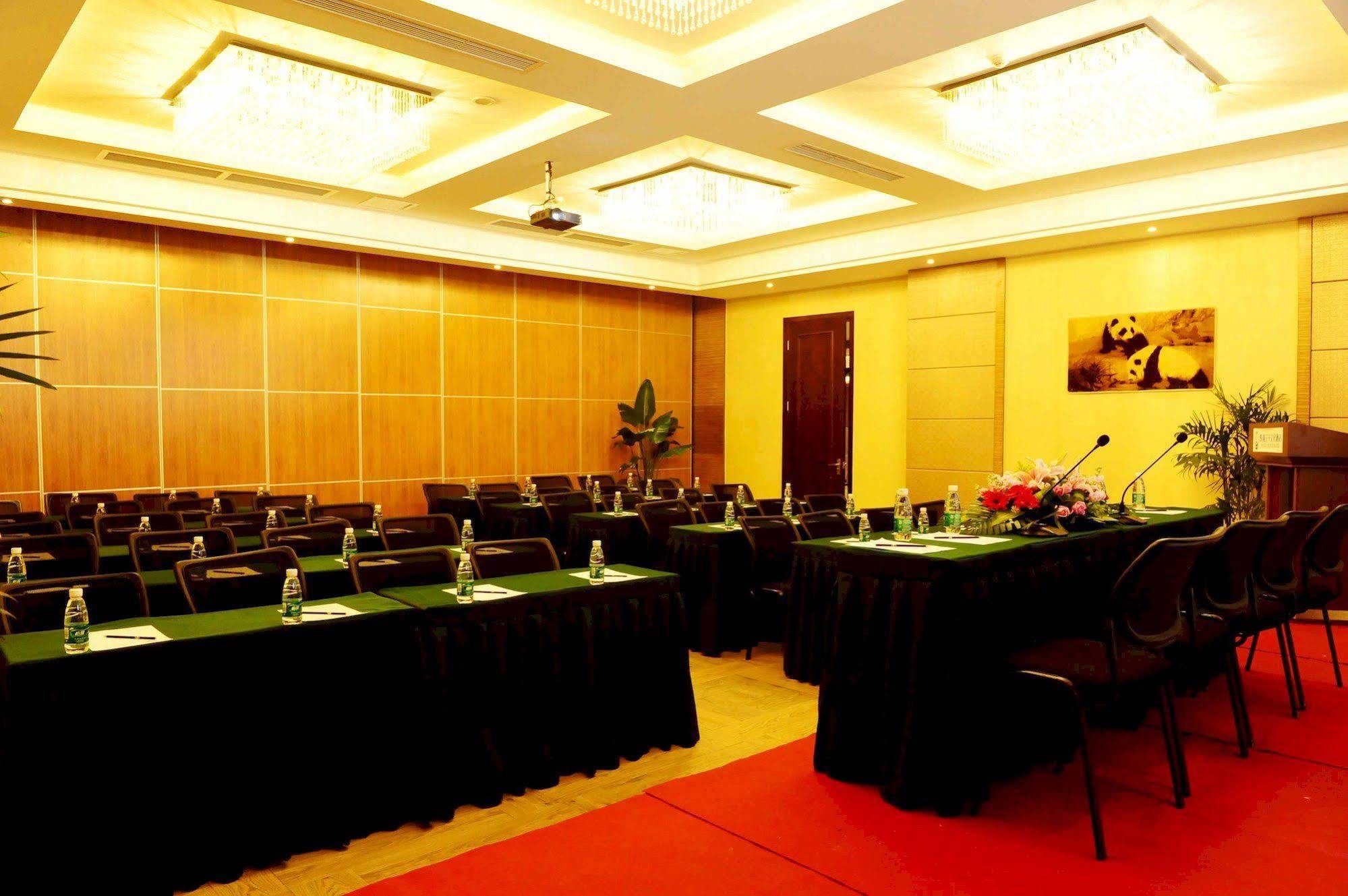 Chengdu Panda Prince Culture Hotel Eksteriør bilde